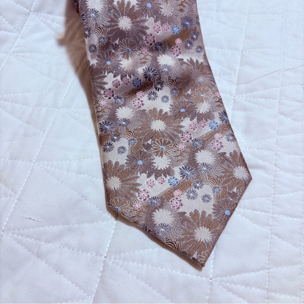 VTG Emilio Ponti Hand Made Silk Tie – Light Grey Floral Jacquard